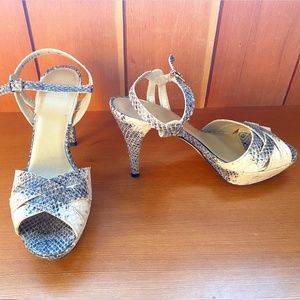 Stuart Weitzman Snakeskin Animal Print 4.25" Sandals Size 7 Narrow